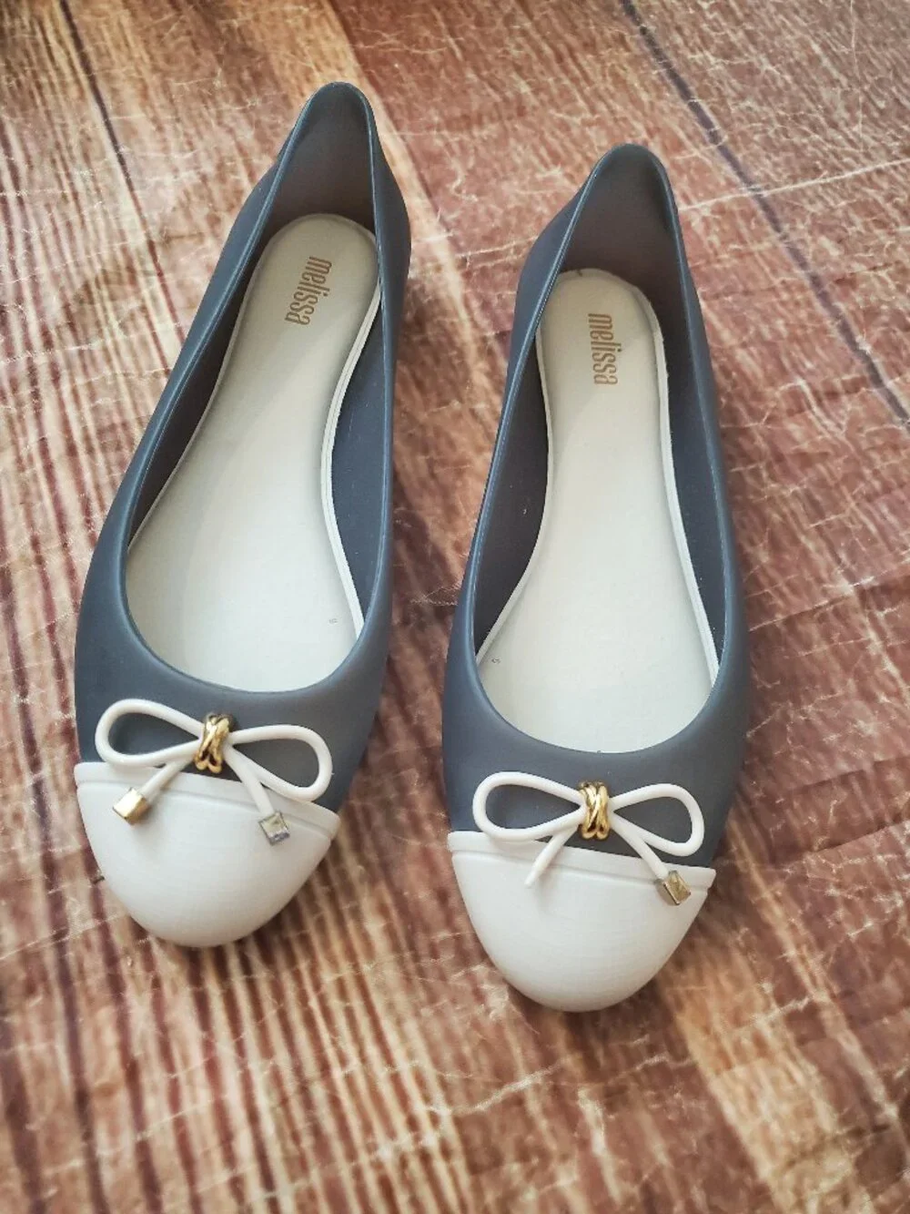 Melissa Doll Gray Off White Ballet Flats Sz 7